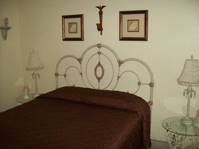 Oak Square Condominiums