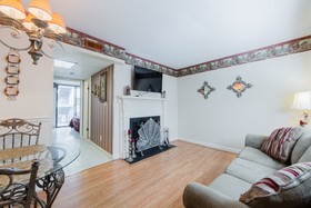 Oak Square Condominiums