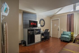 Super 8 by Wyndham Downtown Gatlinburg at Convention Center