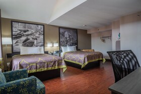 Super 8 by Wyndham Downtown Gatlinburg at Convention Center