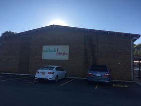 Westside Inn