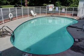 Americas Best Value Inn Knoxville East