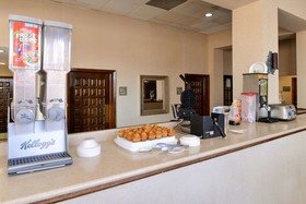 Studio 6 Suites Memphis Tn
