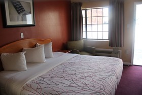 Vista Inn & Suites Memphis