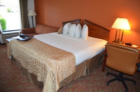 Baymont by Wyndham Murfreesboro