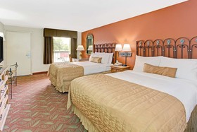 Baymont by Wyndham Murfreesboro