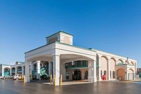 Super 8 by Wyndham Murfreesboro