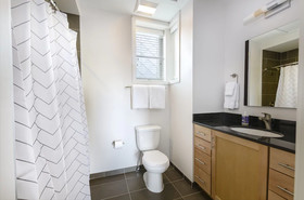 Acklen Luxury Condos by Hosteeva