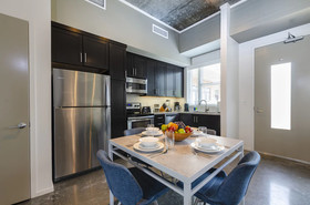 Acklen Luxury Condos by Hosteeva