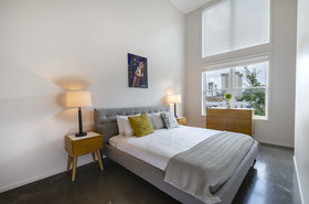 Acklen Luxury Condos by Hosteeva