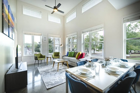 Acklen Luxury Condos by Hosteeva