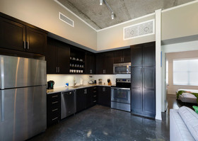 Acklen Luxury Condos by Hosteeva