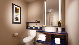 GLo Best Western Nashville Airport West