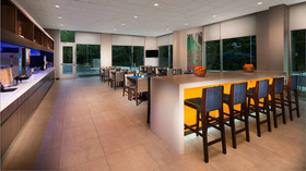 GLo Best Western Nashville Airport West