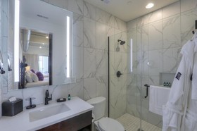 Studio 154 Luxury Hotel