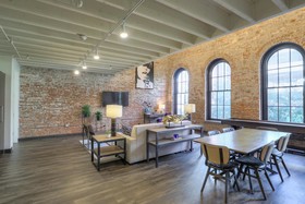 Studio 154 Luxury Hotel