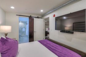 Studio 154 Luxury Hotel