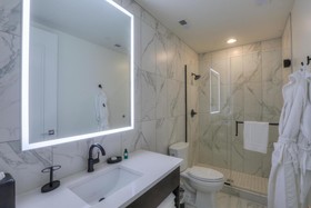 Studio 154 Luxury Hotel