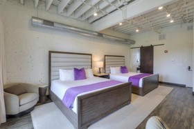 Studio 154 Luxury Hotel