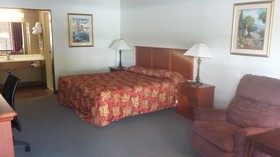 Paris Inn & Suites