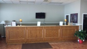 Paris Inn & Suites