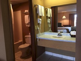 Mountain Breeze Motel