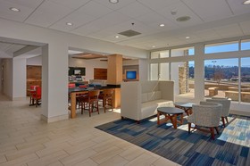 Holiday Inn Express & Suites Pigeon Forge - Sevierville