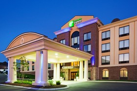 Holiday Inn Express Hotel & Suites Smyrna