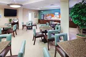 Holiday Inn Express Hotel & Suites Smyrna
