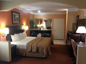 Scottish Inn & Suites