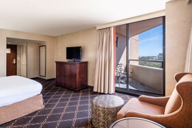 Austin Southpark Hotel