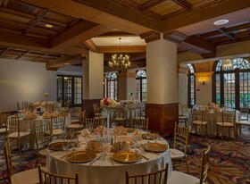 DoubleTree by Hilton Hotel Austin