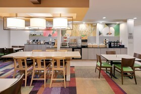 Fairfield Inn & Suites Austin - University Area
