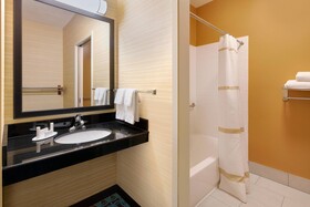 Fairfield Inn & Suites Austin - University Area
