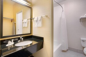 Fairfield Inn & Suites Austin - University Area