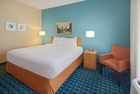 Fairfield Inn & Suites Austin - University Area