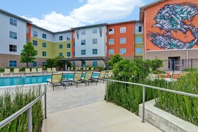 Homewood Suites by Hilton TechRidge Parmer @ I-35