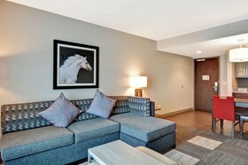 Homewood Suites by Hilton TechRidge Parmer @ I-35