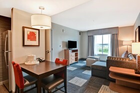 Homewood Suites by Hilton TechRidge Parmer @ I-35