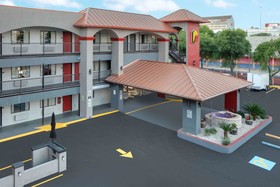 Super 8 by Wyndham Austin University/Downtown Area