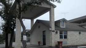 Cedar Creek Inn