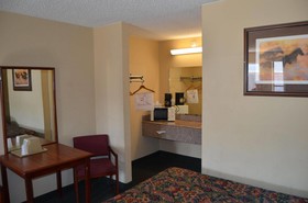 Plaza Inn