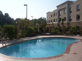 Hampton Inn & Suites College Station/US 6-East Bypass
