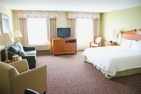 Hampton Inn & Suites College Station/US 6-East Bypass
