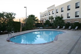 Hampton Inn & Suites College Station/US 6-East Bypass