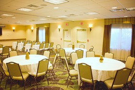 Hampton Inn & Suites College Station/US 6-East Bypass