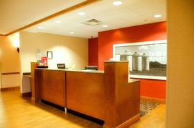 Hampton Inn & Suites College Station/US 6-East Bypass
