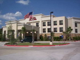 Hampton Inn & Suites College Station/US 6-East Bypass