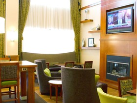Hampton Inn & Suites College Station/US 6-East Bypass