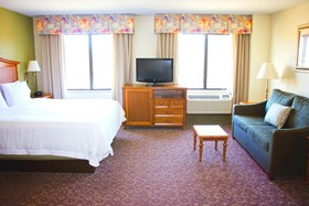 Hampton Inn & Suites College Station/US 6-East Bypass